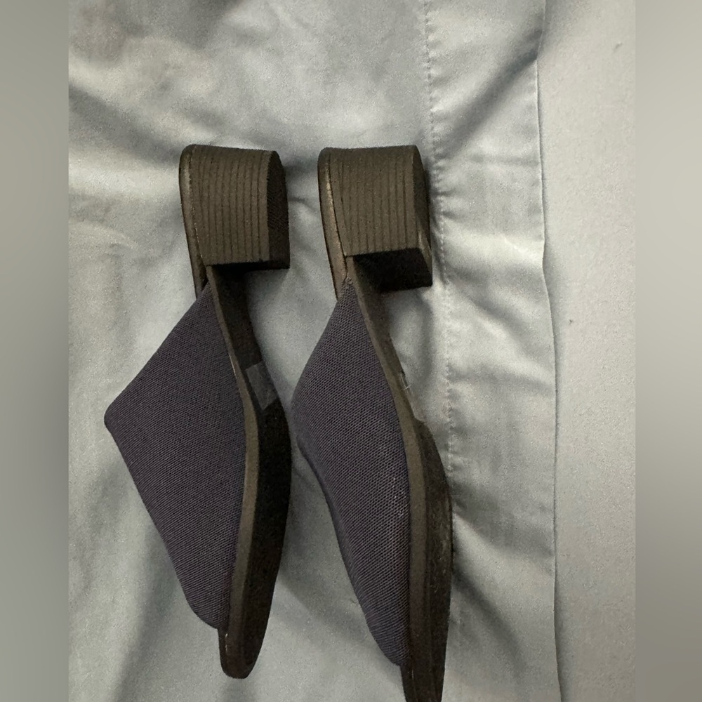 Kohl's Black Mules Sleek Slip-On Design - Picture 3 of 6